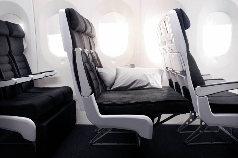 Air New Zealand Skycouch Review