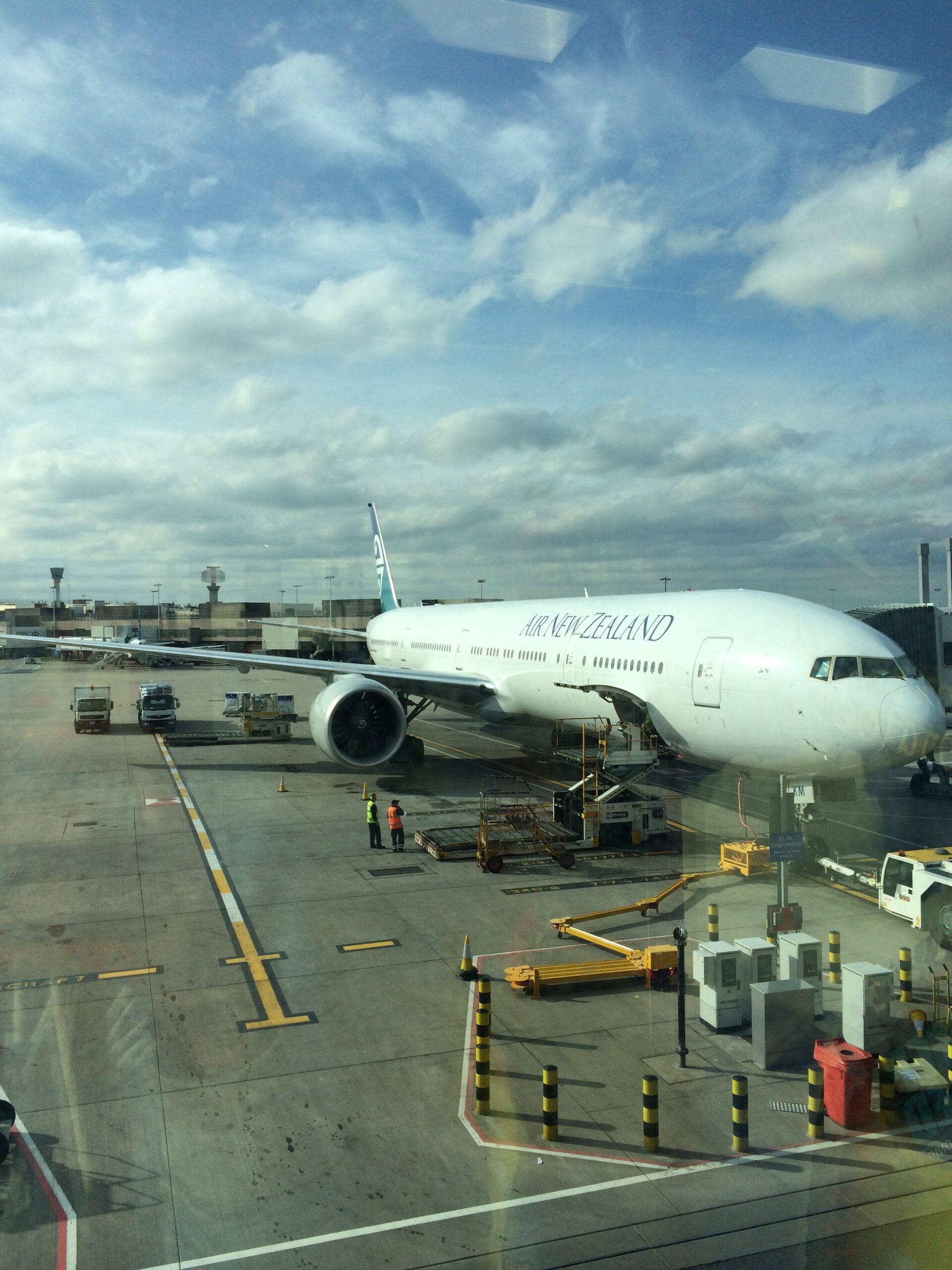 Air New Zealand Economy Review (LHRLAX)