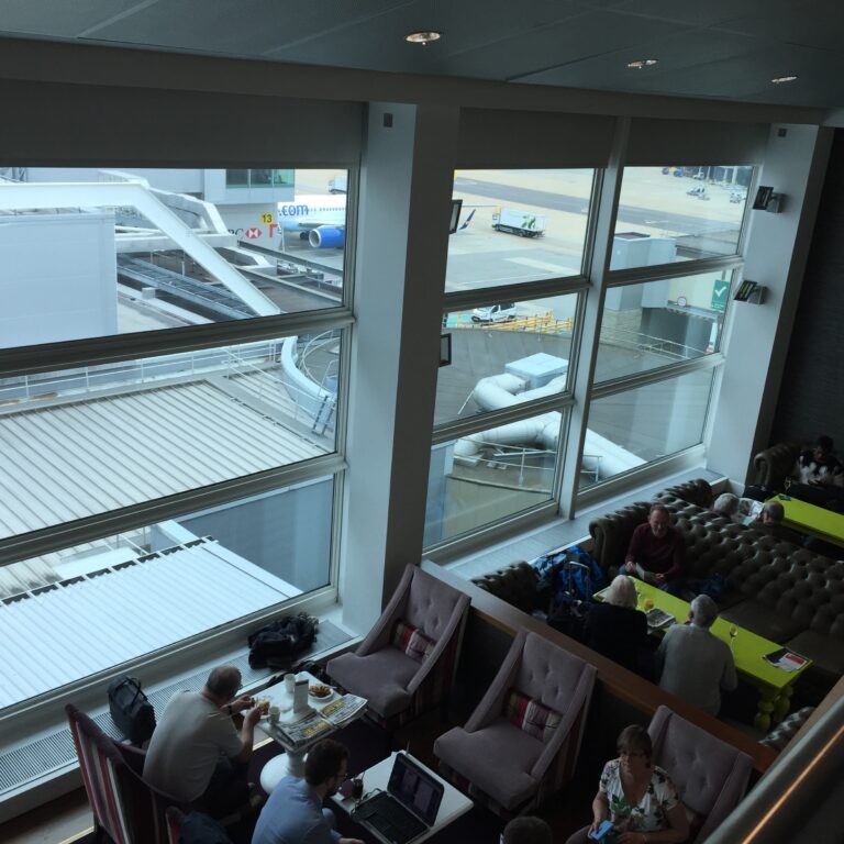 Review: No.1 Traveller Lounge at Gatwick Airport’s South Terminal